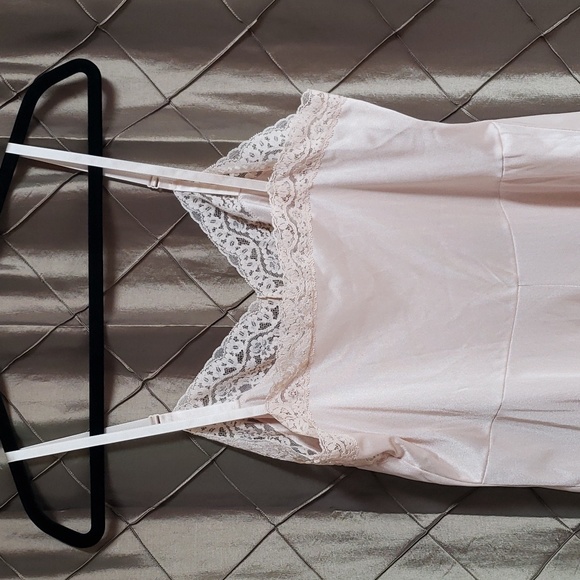 EUC- Vintage Vassarette Knee Length Chemise/Slip - Picture 4 of 6